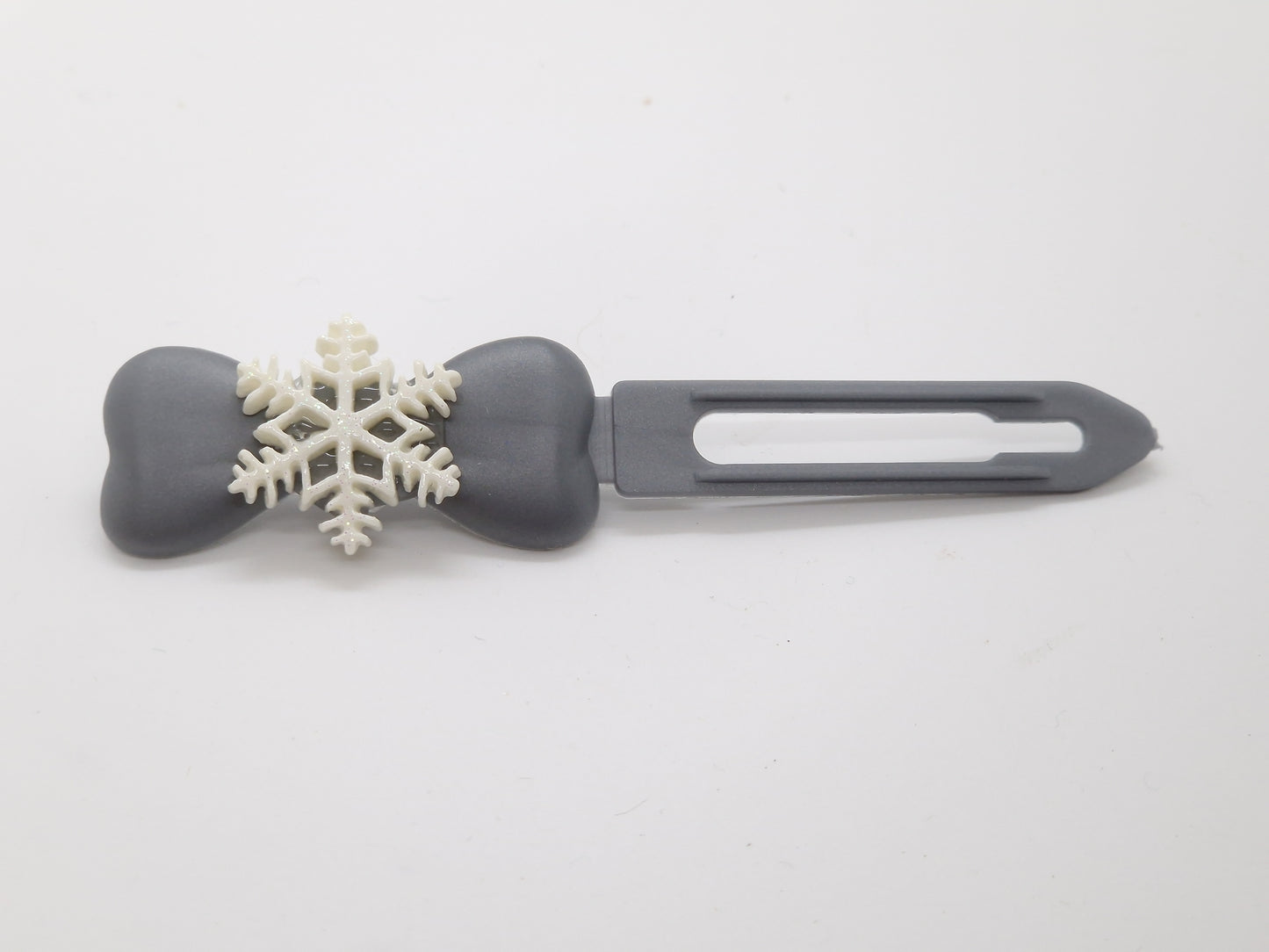 Christmas & Winter Snowflake Barrette on 4.5cm Novelty clip