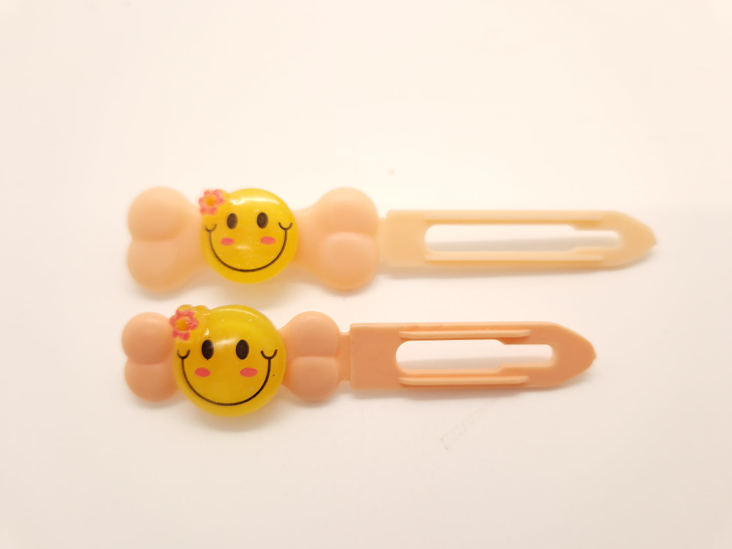 Smiley Face Barrette Novelty 3.5cm & 4.5cm clip