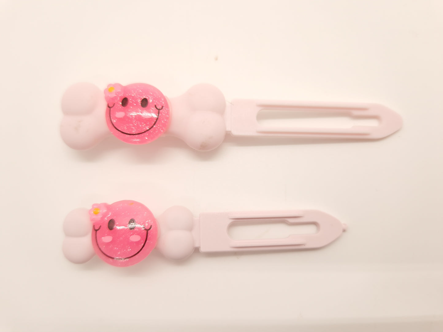 Smiley Face Barrette Novelty 3.5cm & 4.5cm clip