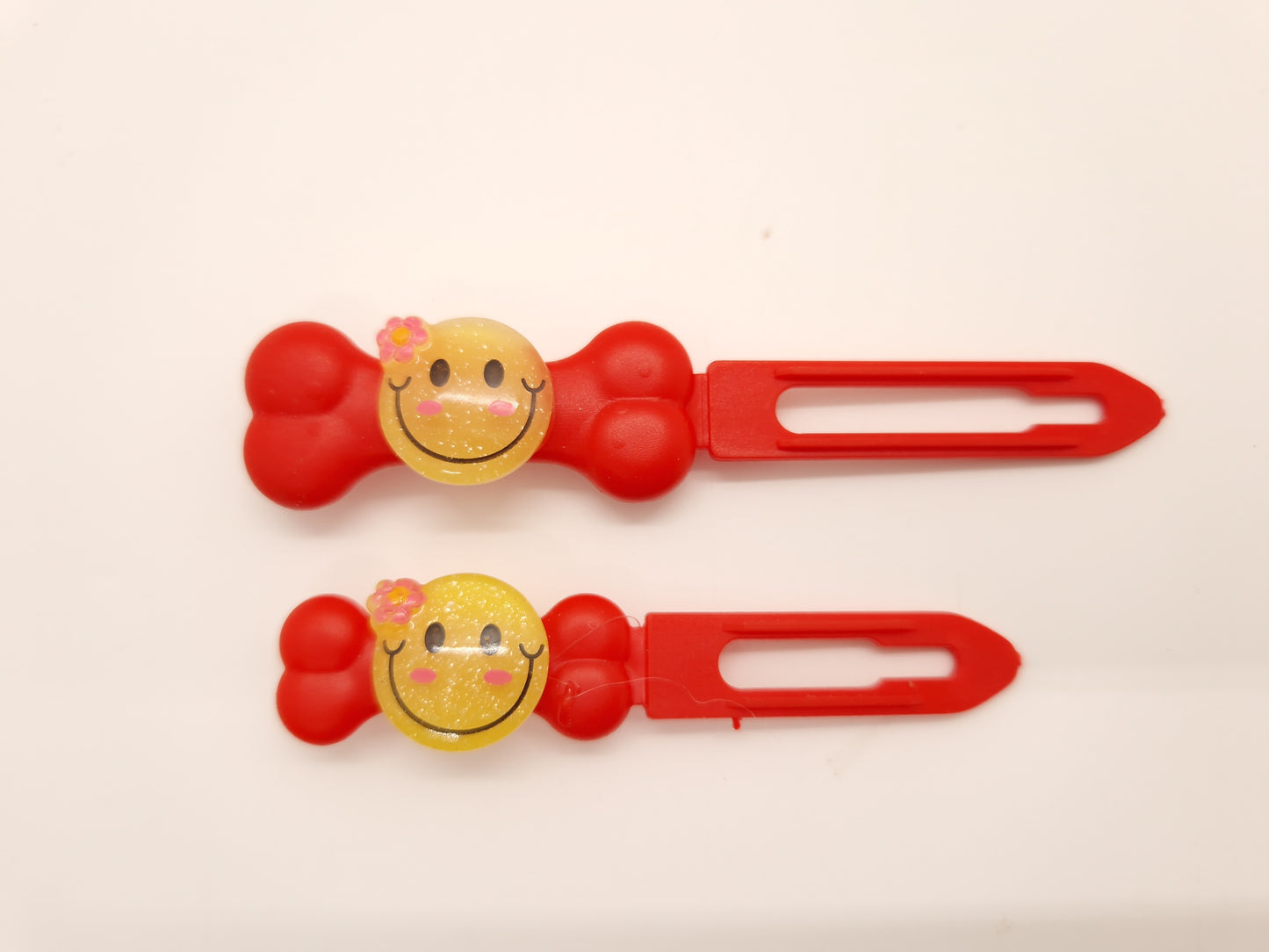 Smiley Face Barrette Novelty 3.5cm & 4.5cm clip