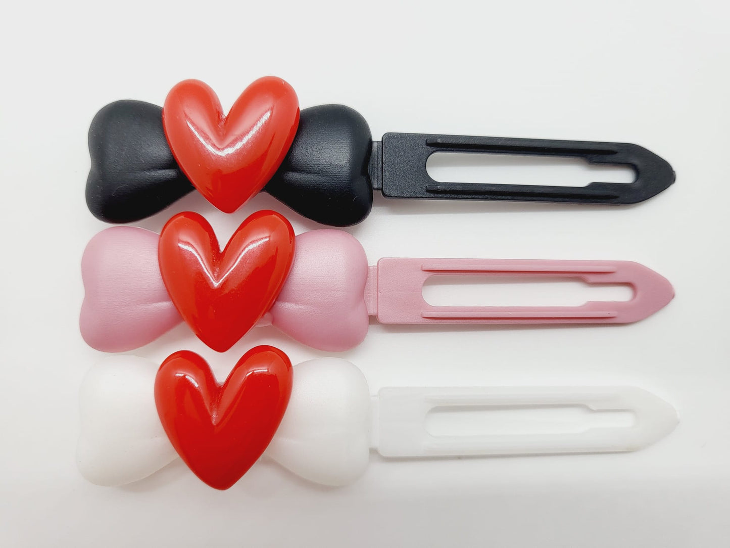 Valentine red heart on 3.5cm & 4.5cm Clips