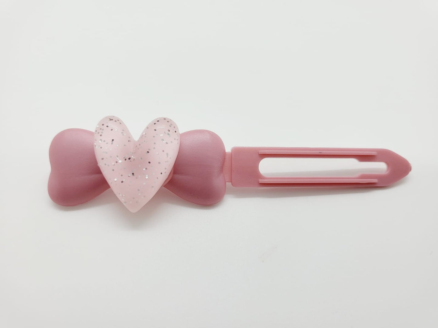 Valentine pink glitter heart on 3.5cm & 4.5cm Clips