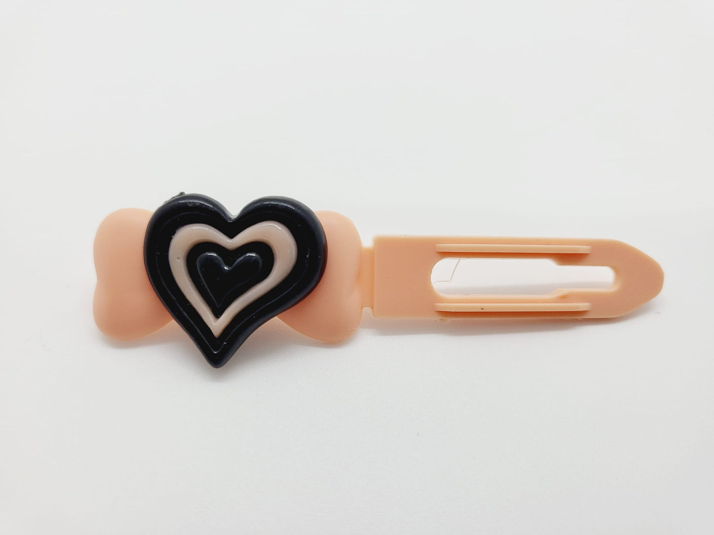 Valentine heart on 3.5cm Clips