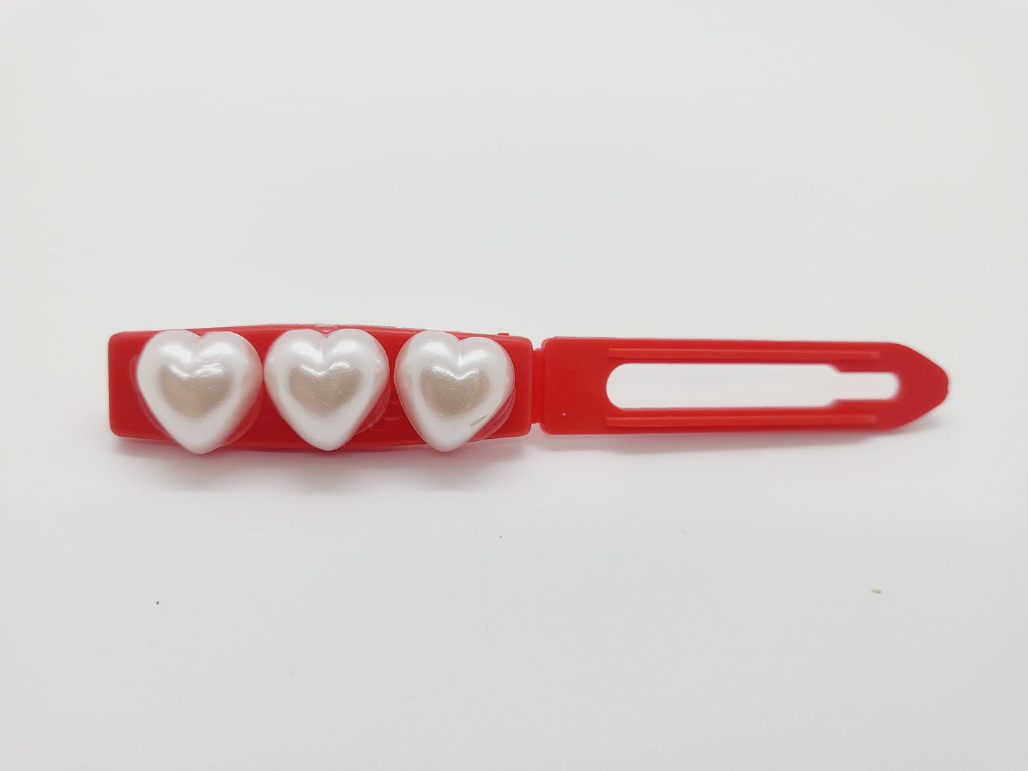 Valentine Pearl hearts on 4.5cm Clips