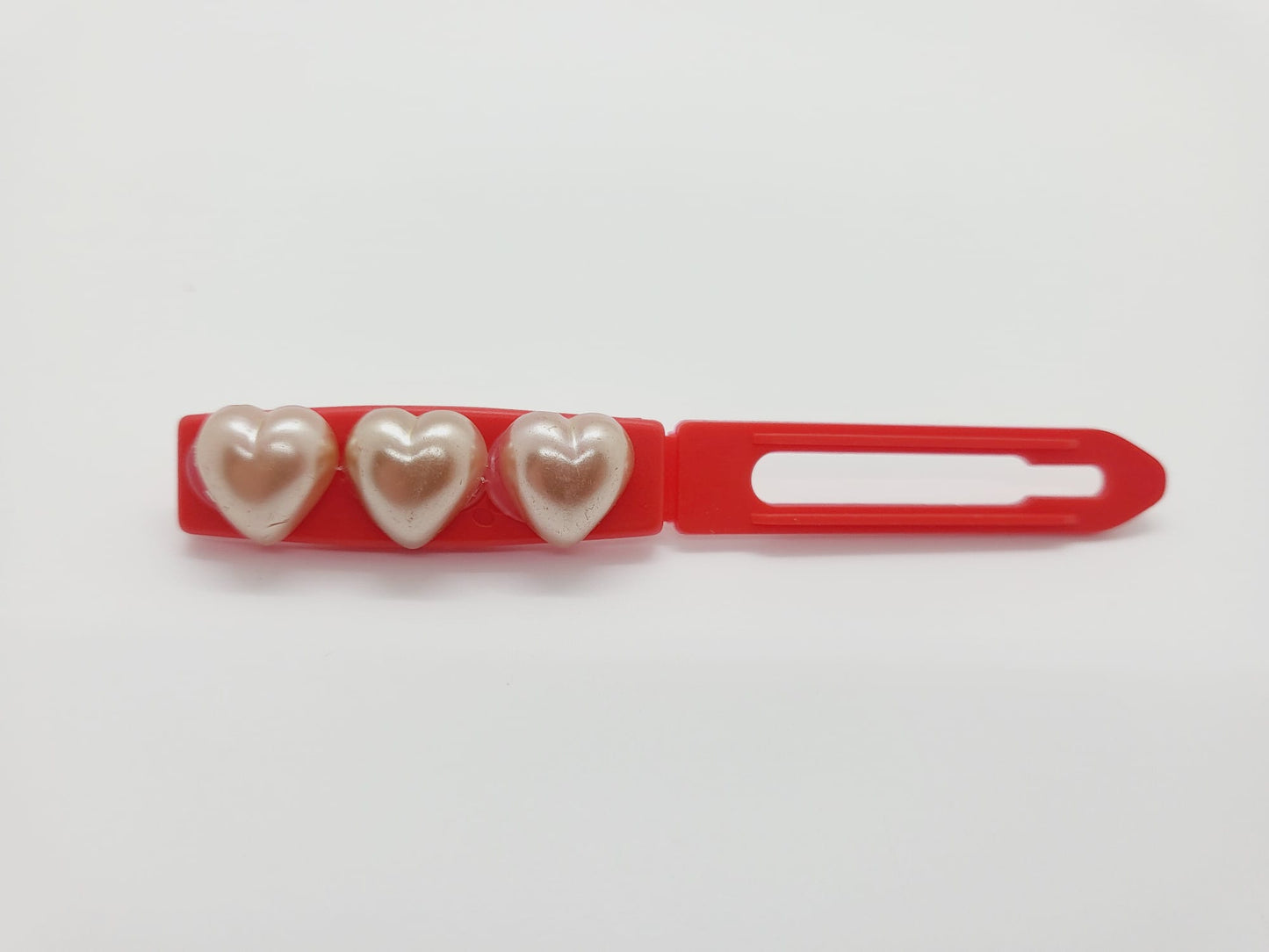 Valentine Gold Pearl hearts on 4.5cm Clips