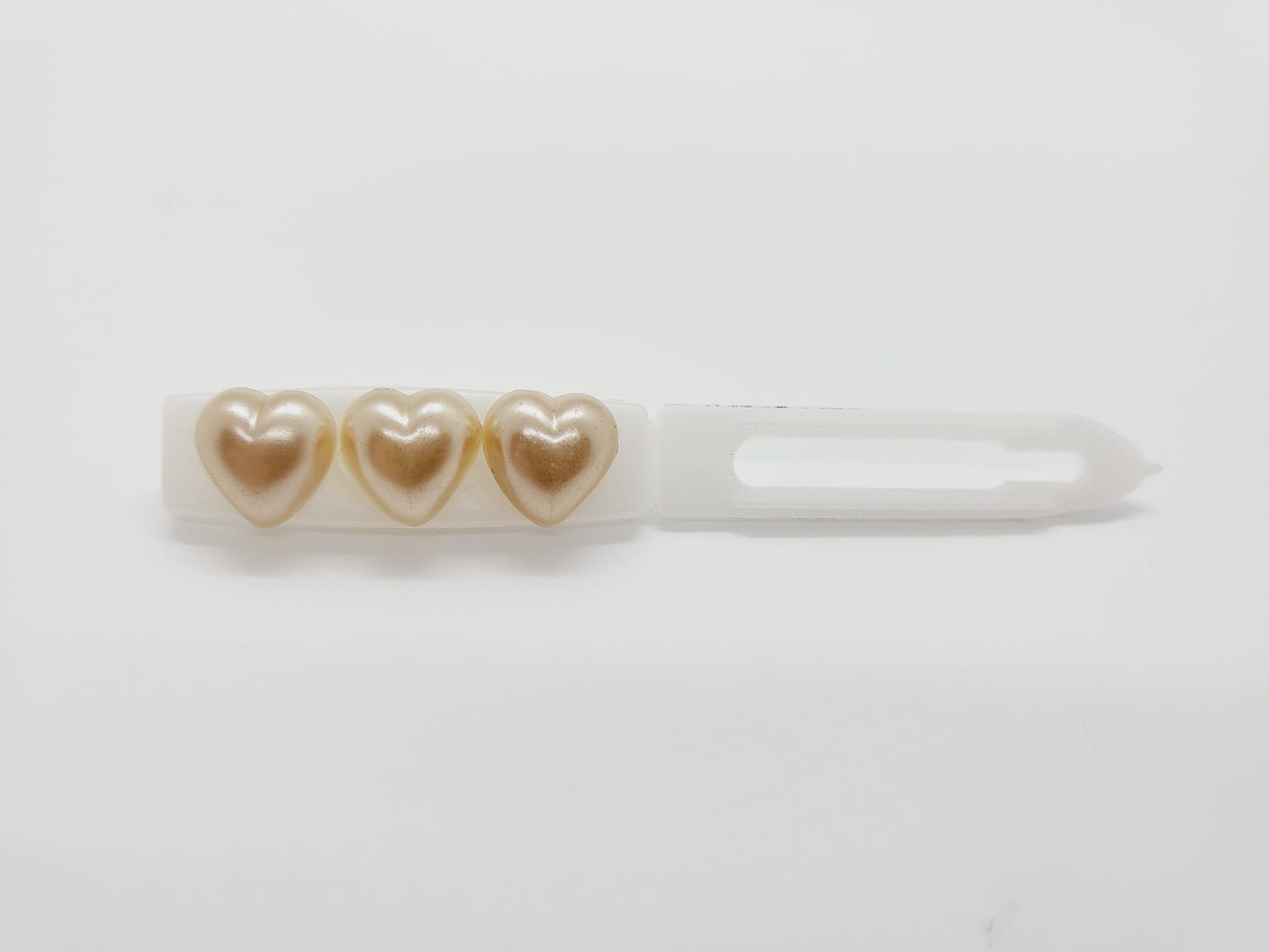 Valentine Gold Pearl hearts on 4.5cm Clips