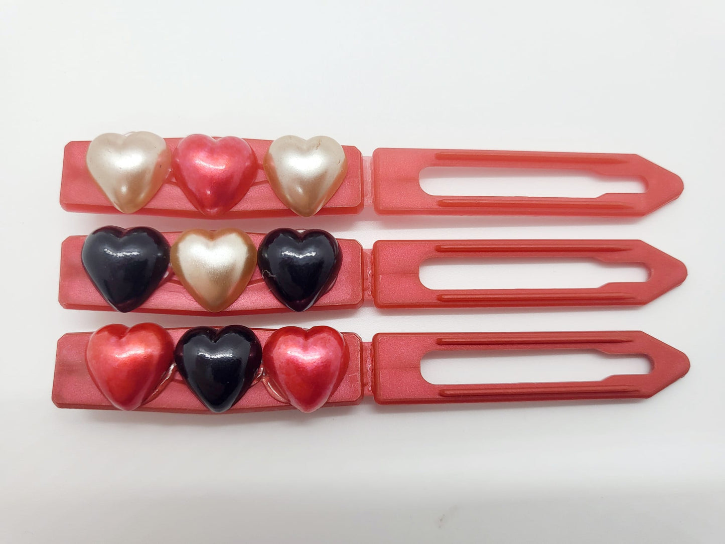 Valentine Pearl hearts on 4.5cm Clips