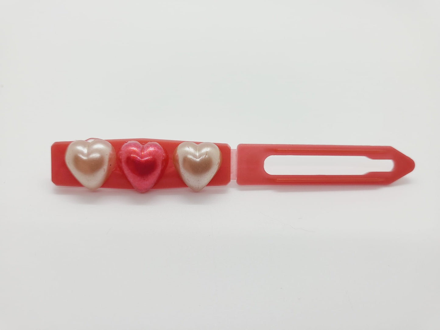 Valentine Pearl hearts on 4.5cm Clips