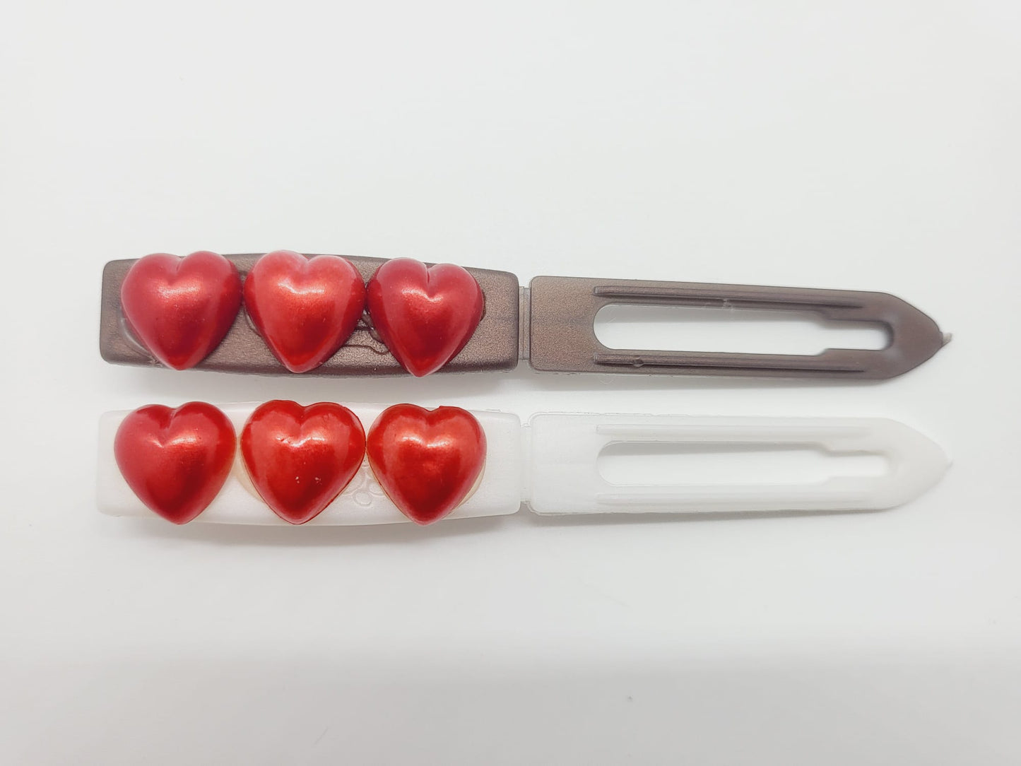 Valentine Red Pearl hearts on 4.5cm Clips