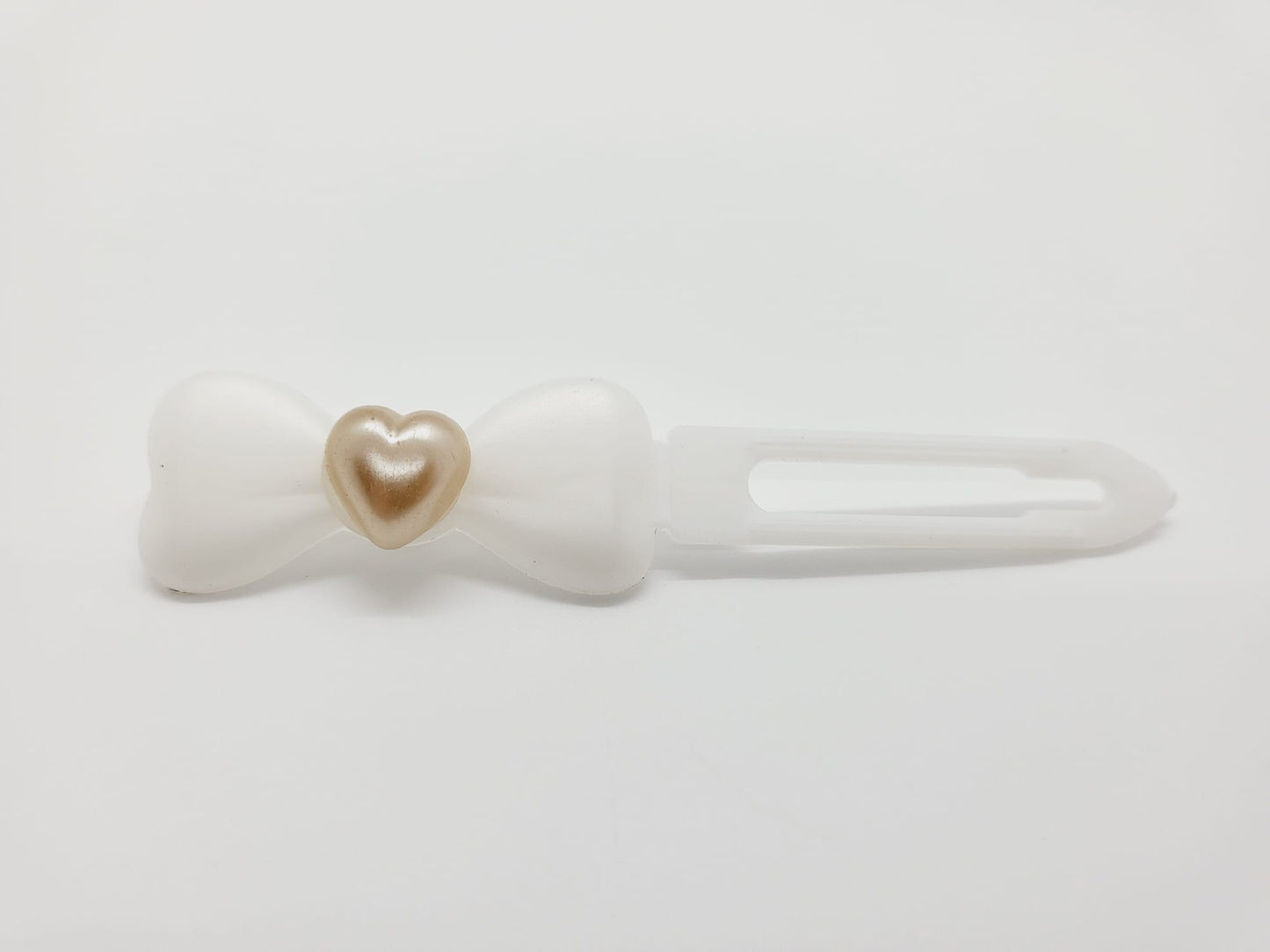 Valentine Pearl heart on 4.5cm Clips